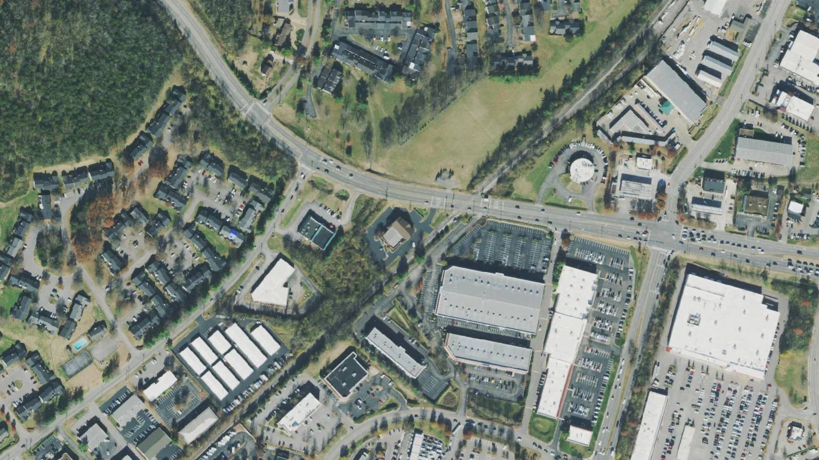 Moore's Lane near Mooreland Boulevard and the CSX rail line in Brentwood, seen from the air. The picture does not mark the exact parcel the city is buying.